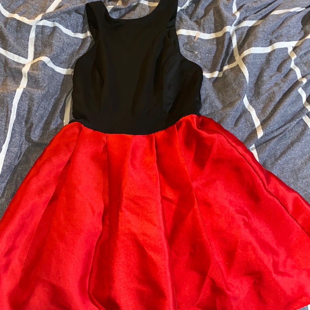 Short dress